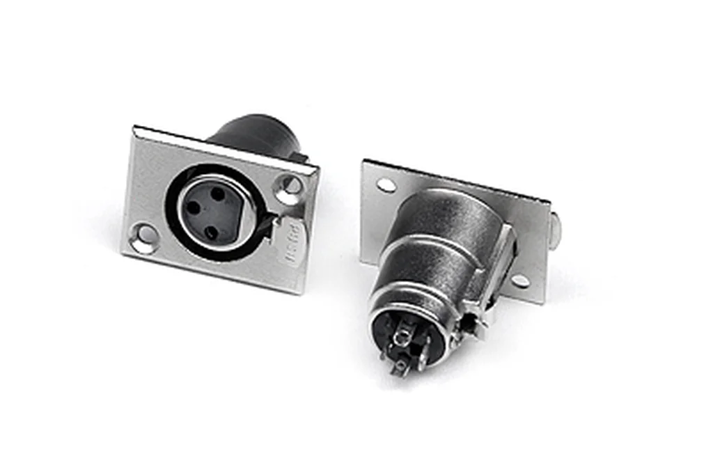 INVOTONE XLR3FB Разъем XLR
